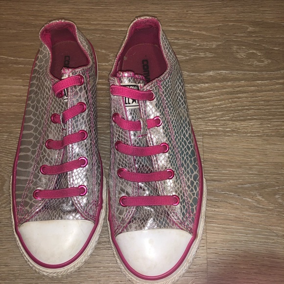 Converse youth summer slip On sneakers size 4 - Picture 3 of 6